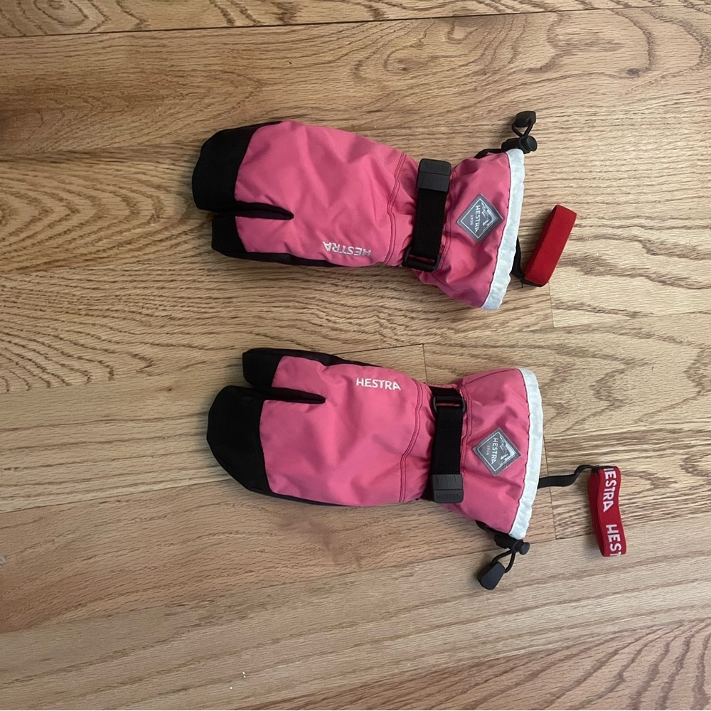 Hestra Kids' Vibrant Pink and Black Mittens